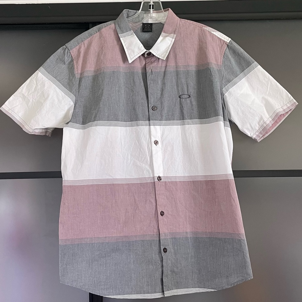 XL oakley polo shirt